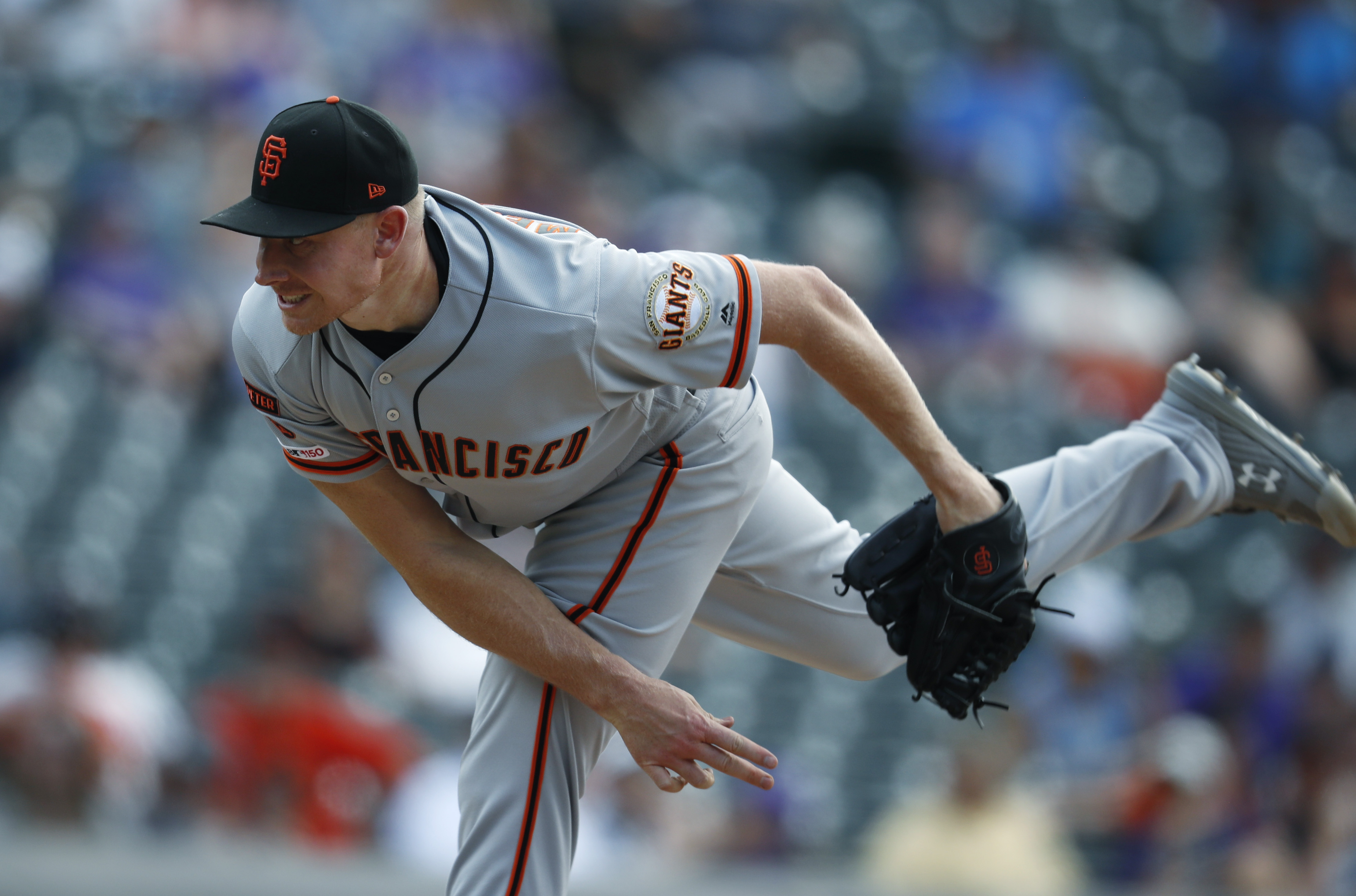 Giants trade reliever Melancon to Braves for 2 pitchers