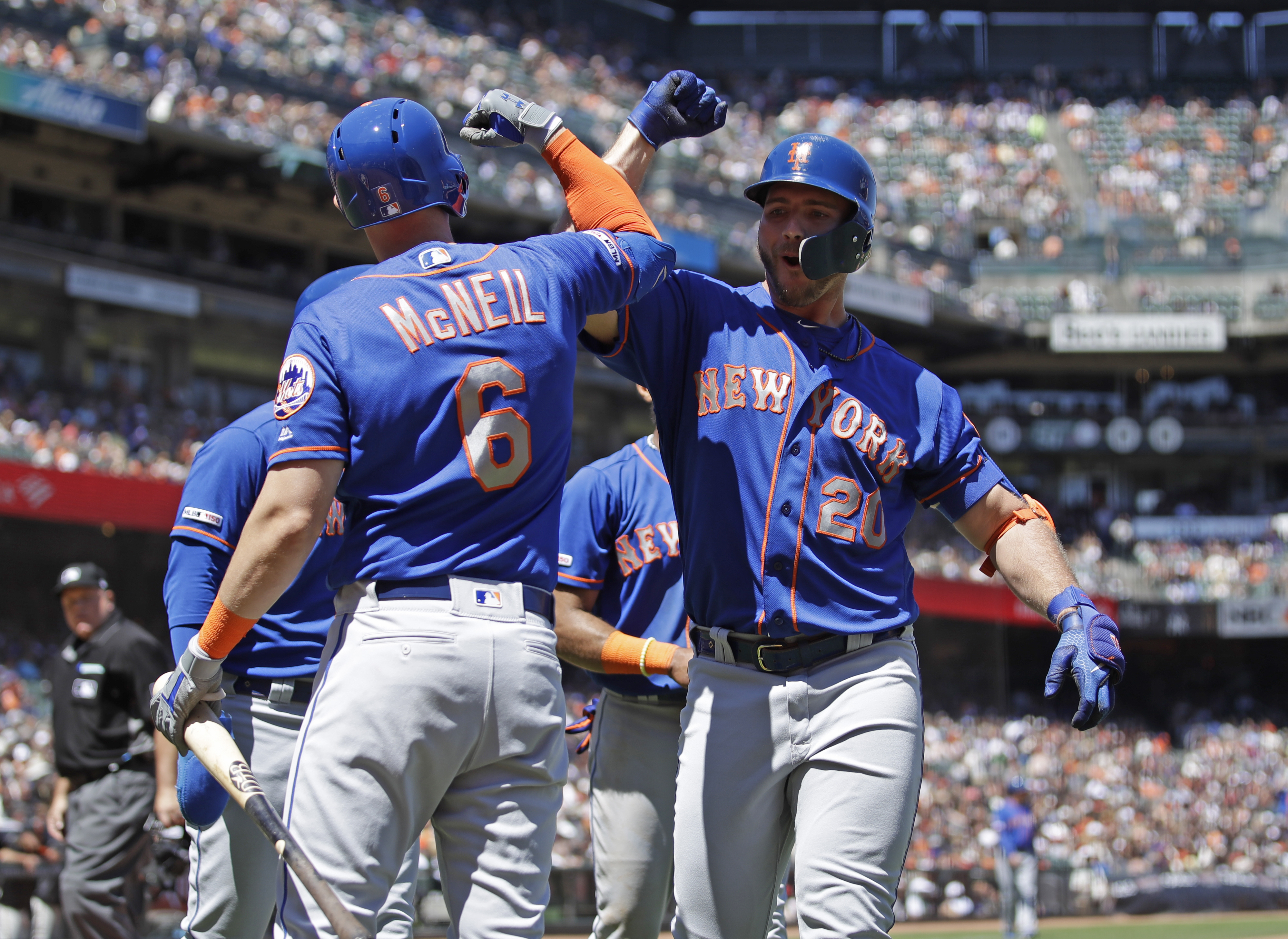 Alonso, Mets power up to pound Giants 11-4