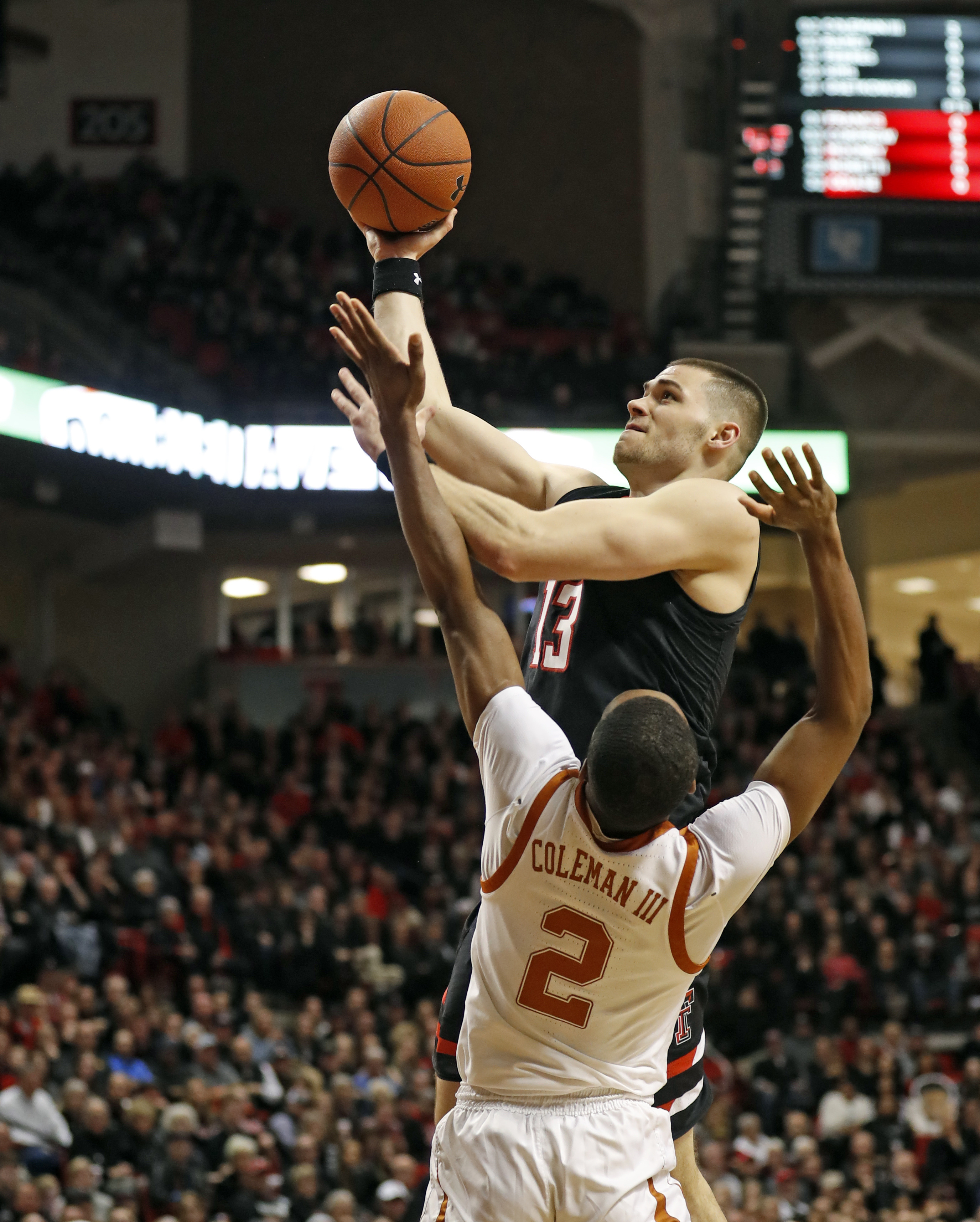 Texas Tech routs Texas 70-51, stays even with Kansas State