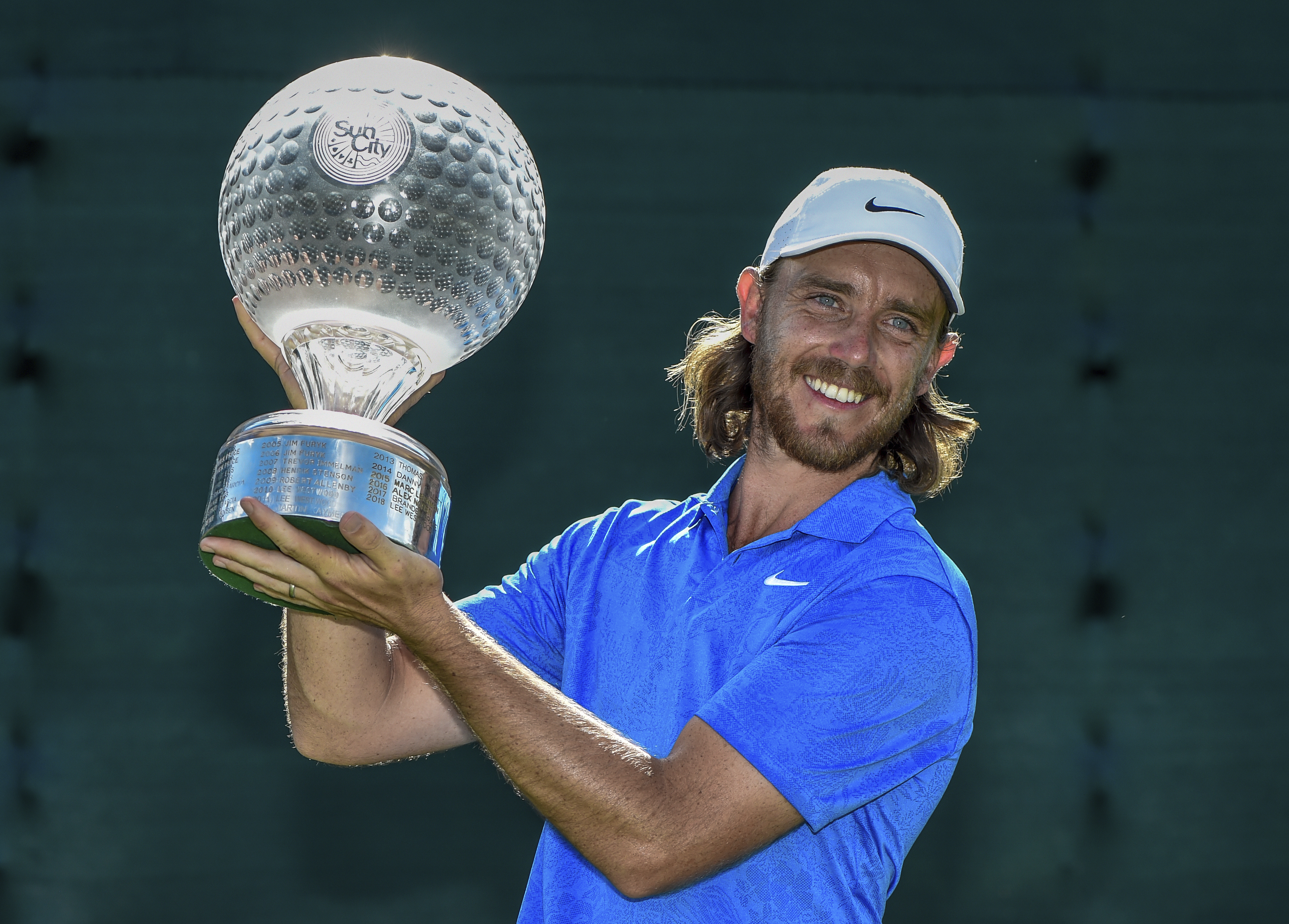 Fleetwood wins South Africa, moves to 2nd in Race to Dubai