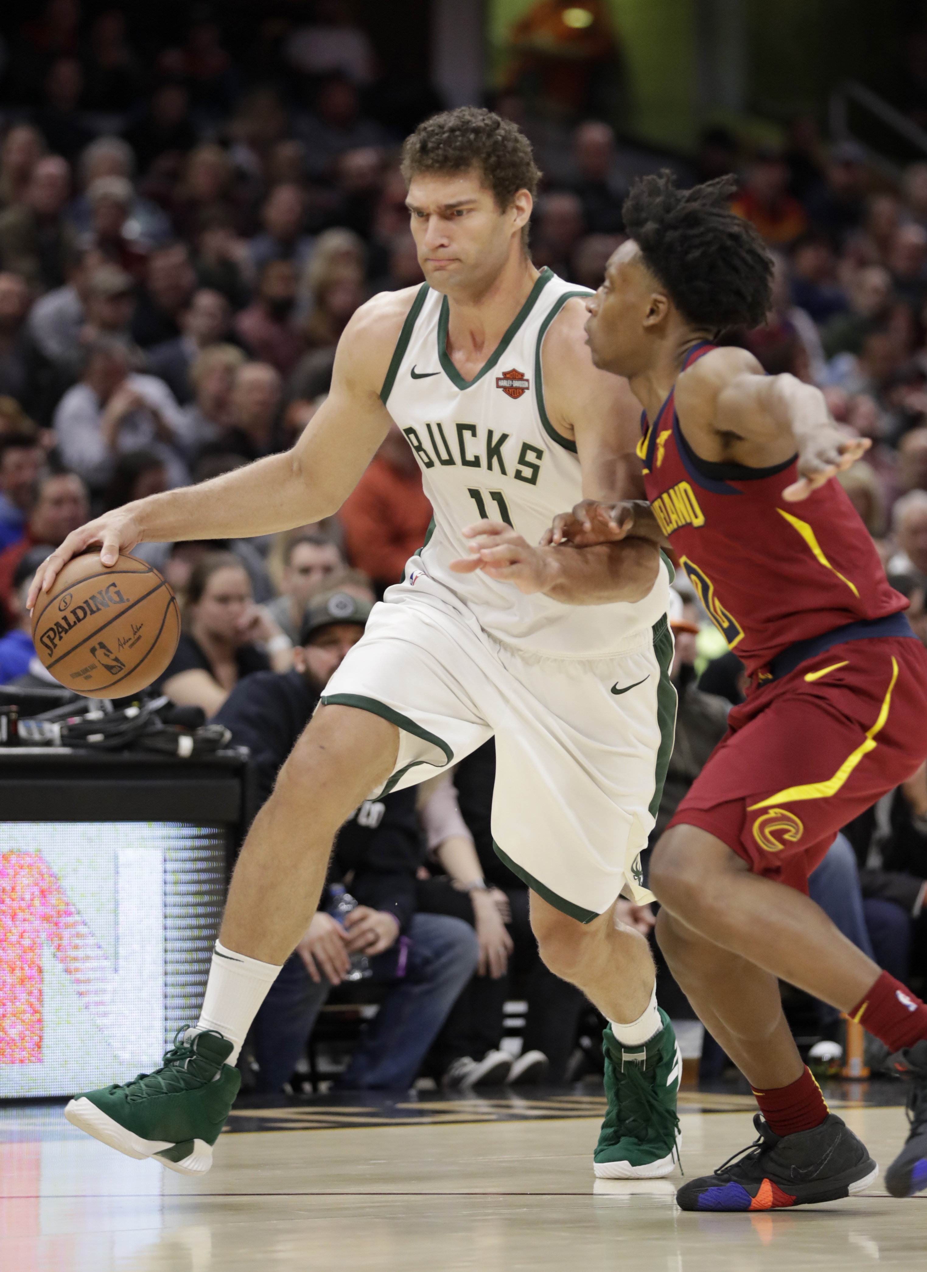 Lopez's 3-pointers have become a key for NBA-best Bucks