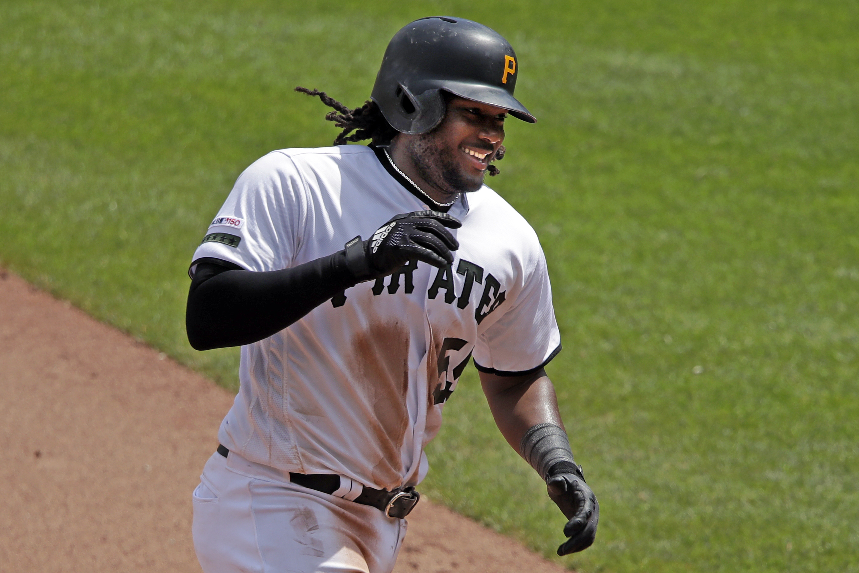 Bell's Bounce; Pirates slugger embracing simple approach