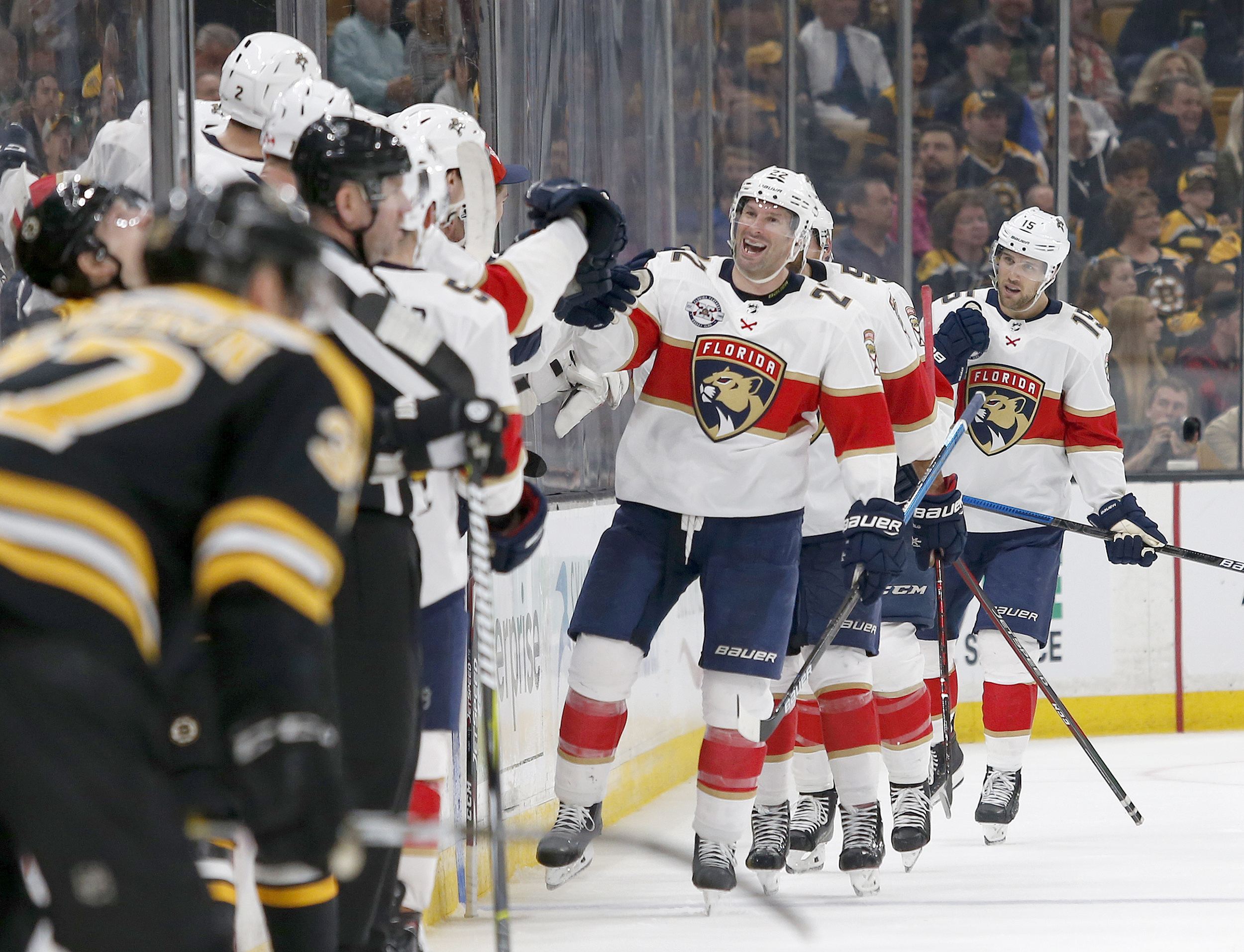 Panthers beat Bruins 4-1, snap Boston’s 12-game home streak