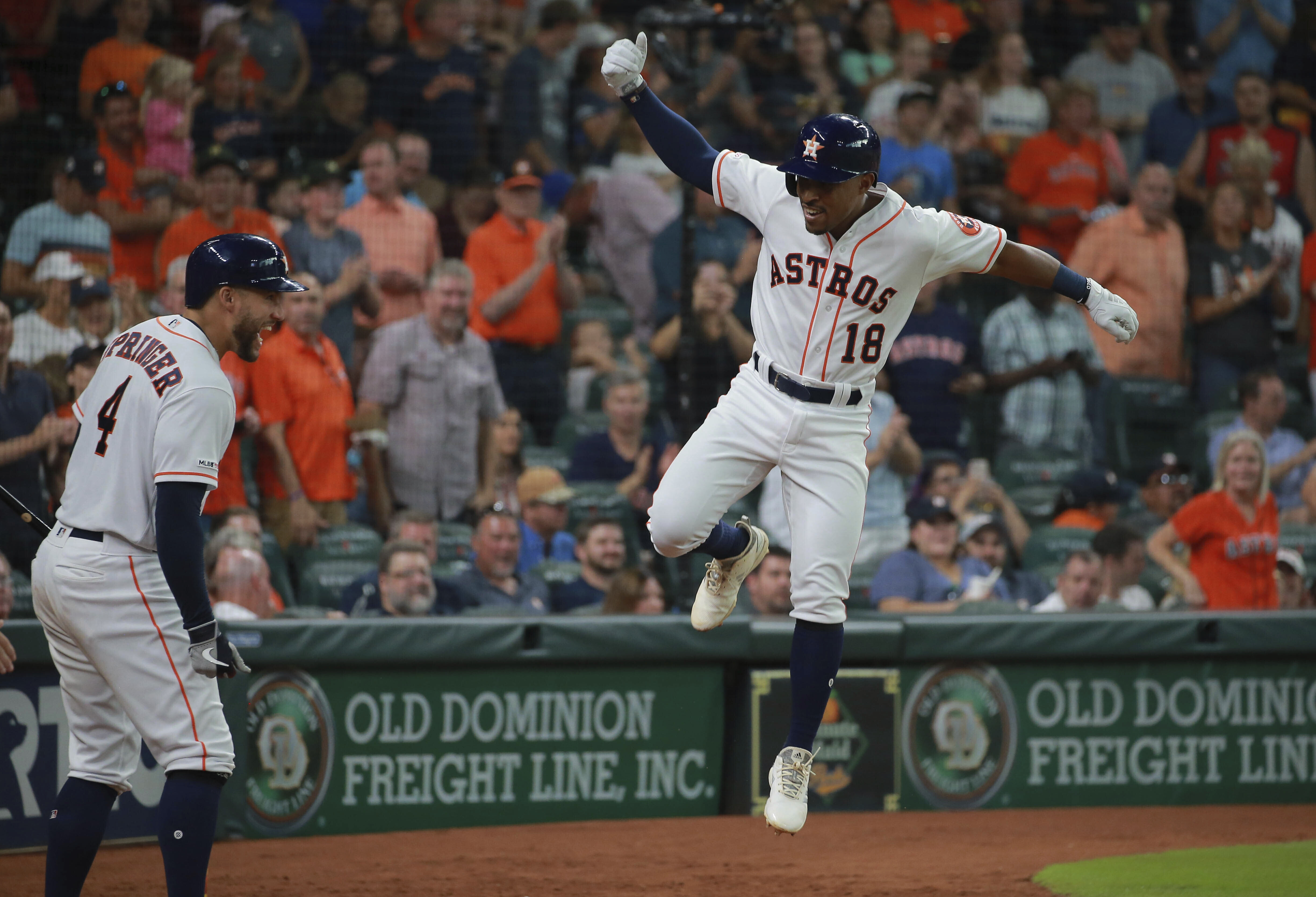 Urquidy dominates struggling Rangers in Astros' 6-1 win