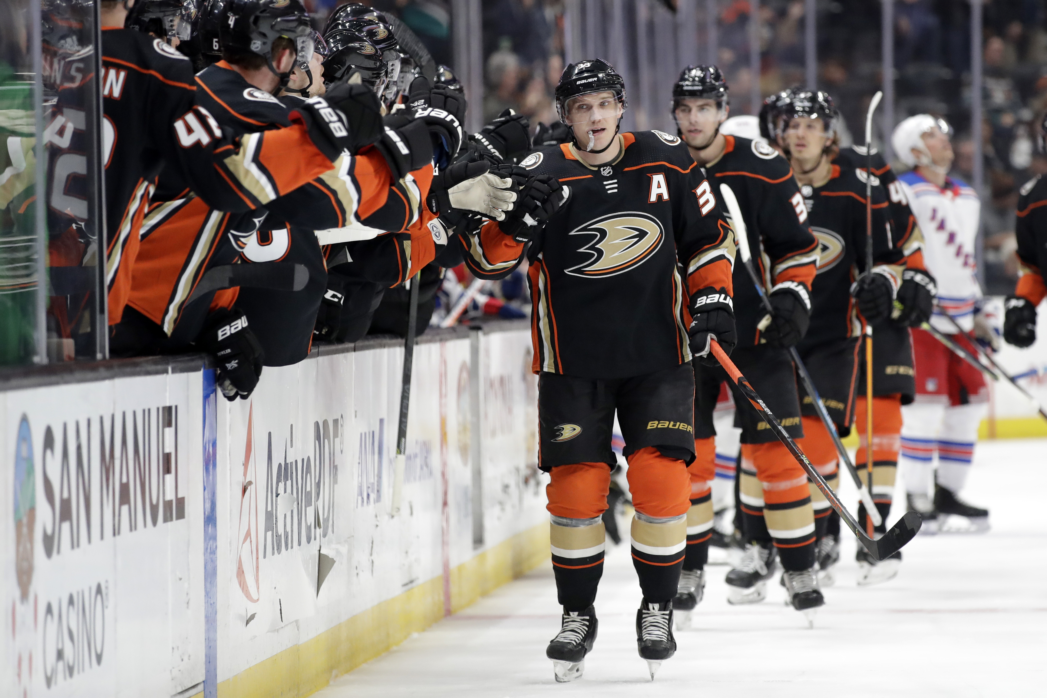 Ducks beat Rangers in shootout after Lindholm ties it late