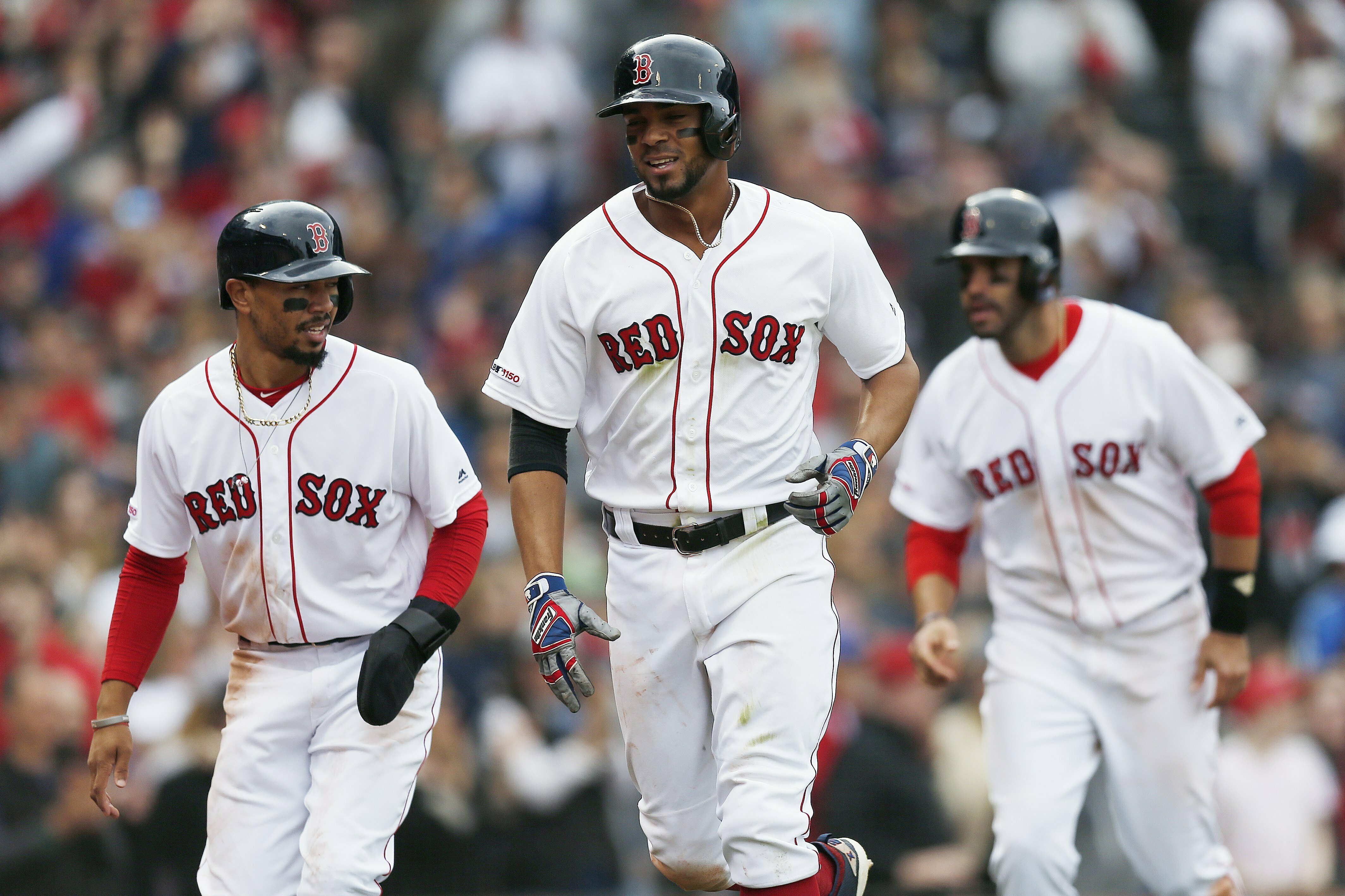 LEADING OFF: Red Sox-Yankees, Lindor begins rehab assignment
