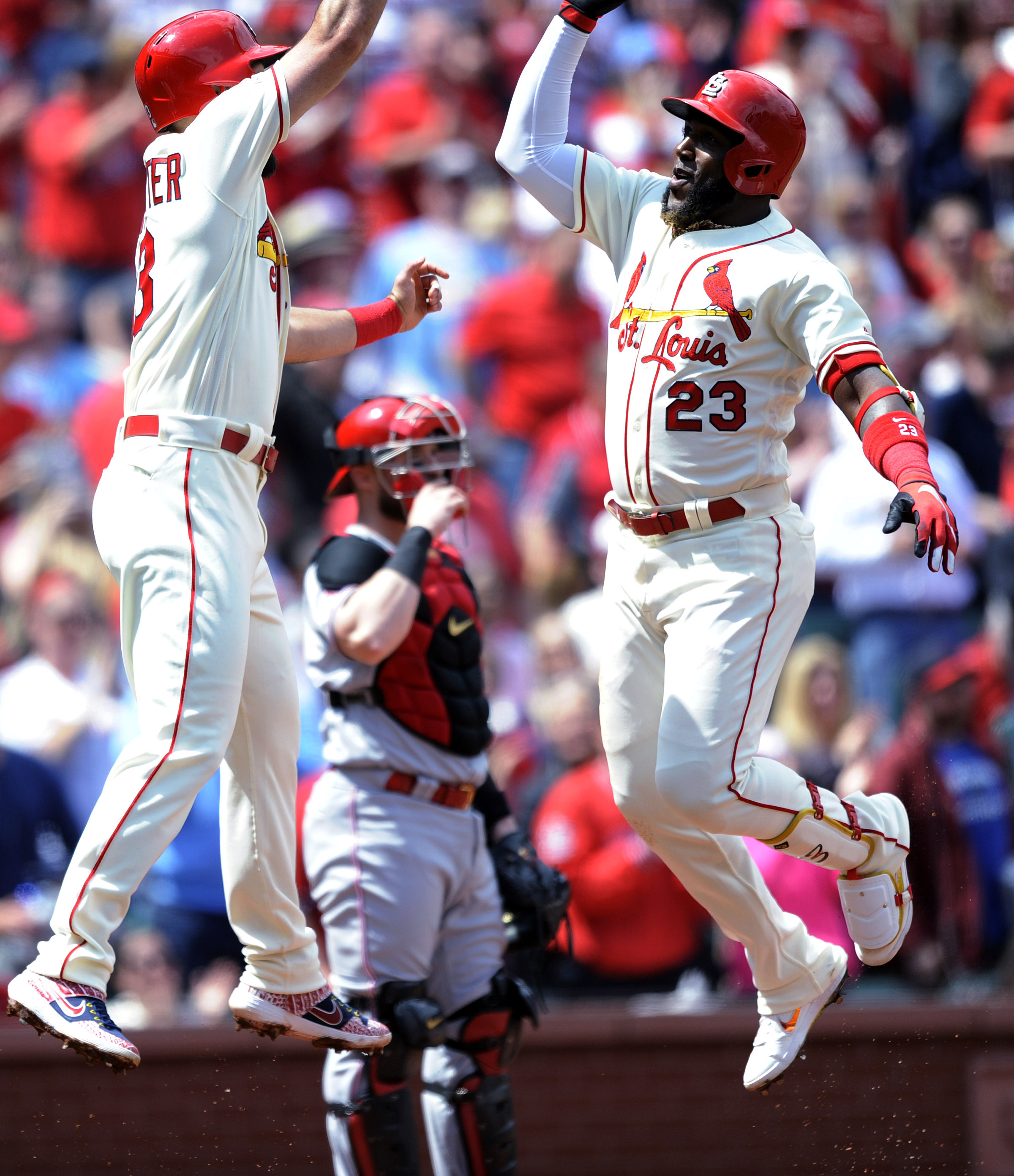 Ozuna has 5 RBIs to lead Cardinals to 6-3 win over Reds