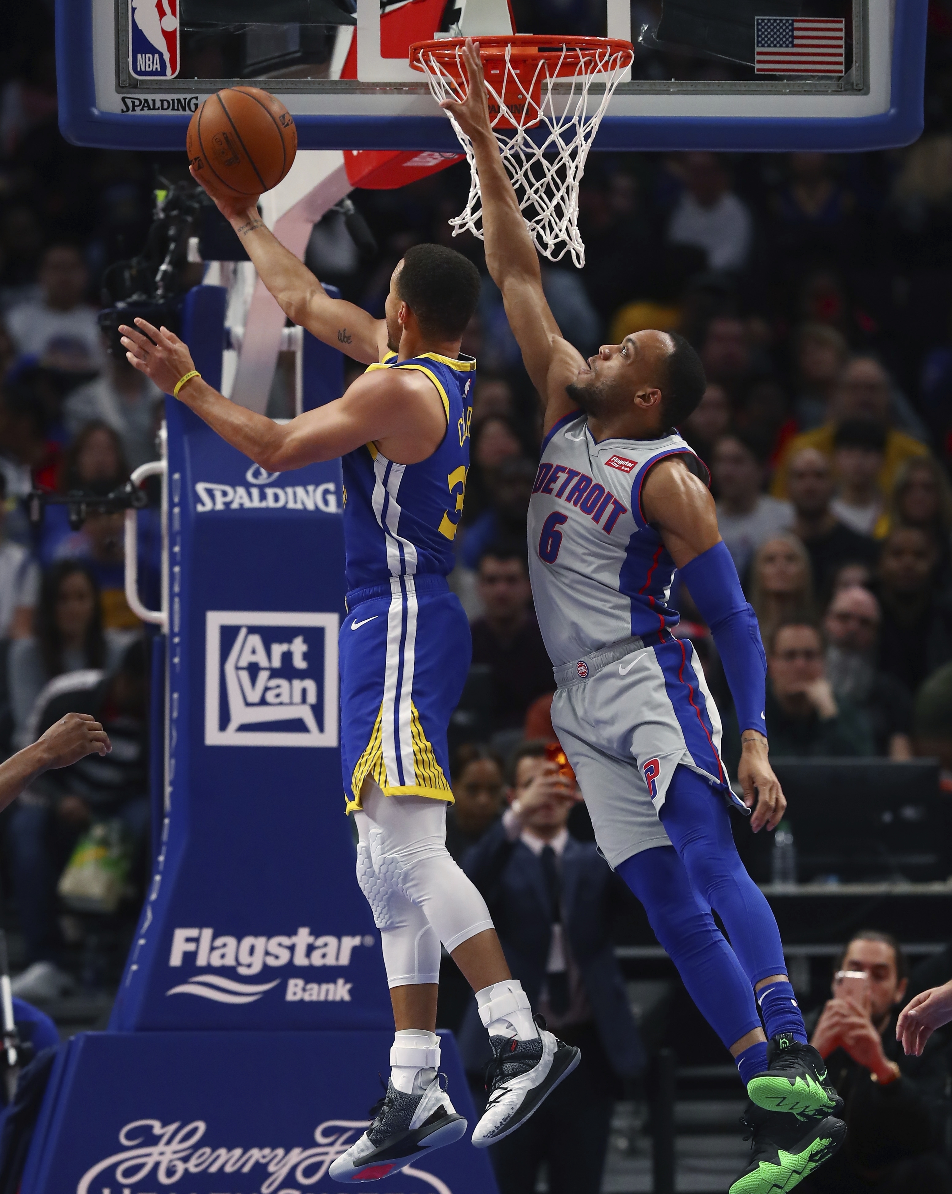 Pistons spoil Curry’s return, beating Warriors 111-102