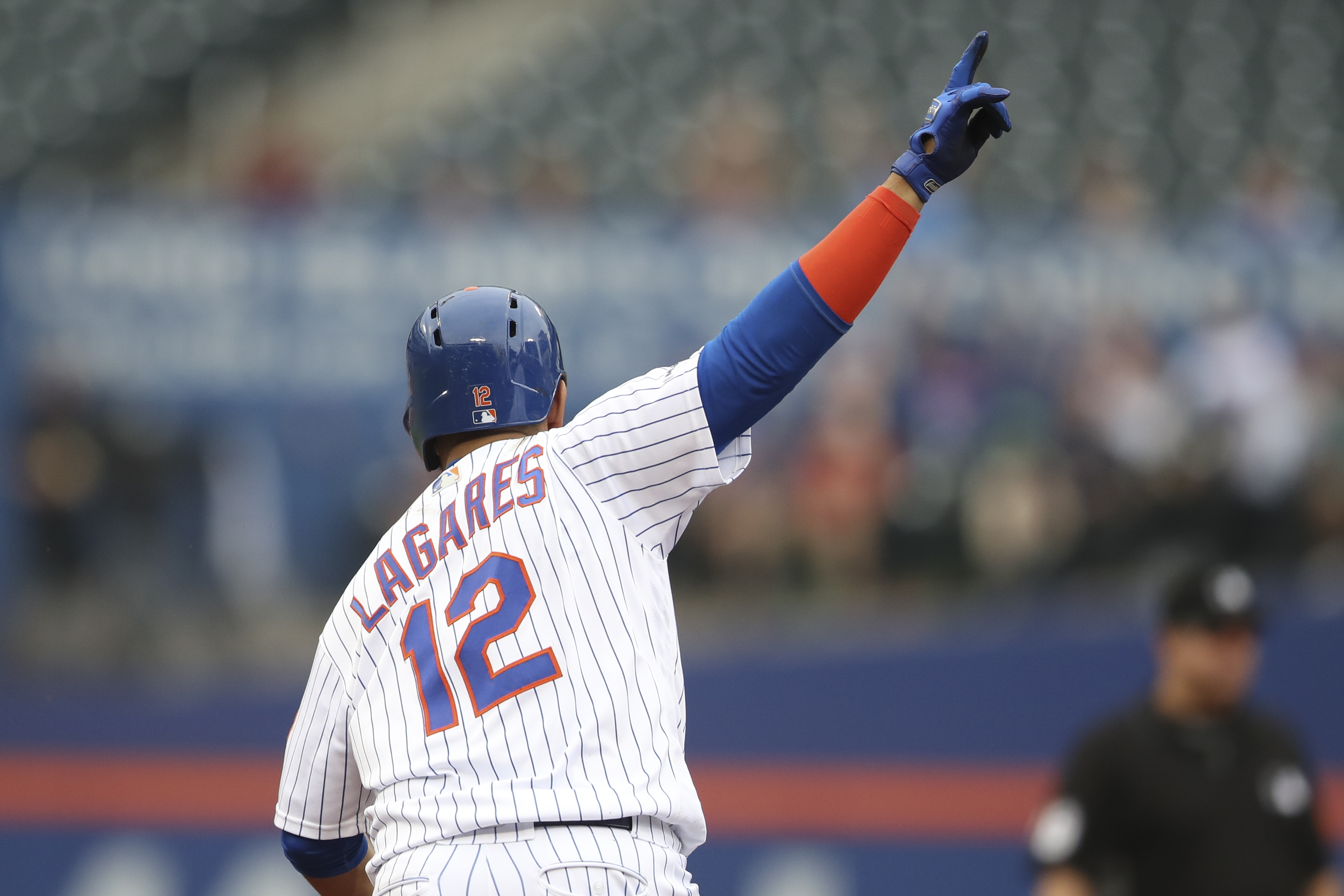 Mets hit team-mark 6 HRs, rout D-Backs 11-1 for 4-game sweep