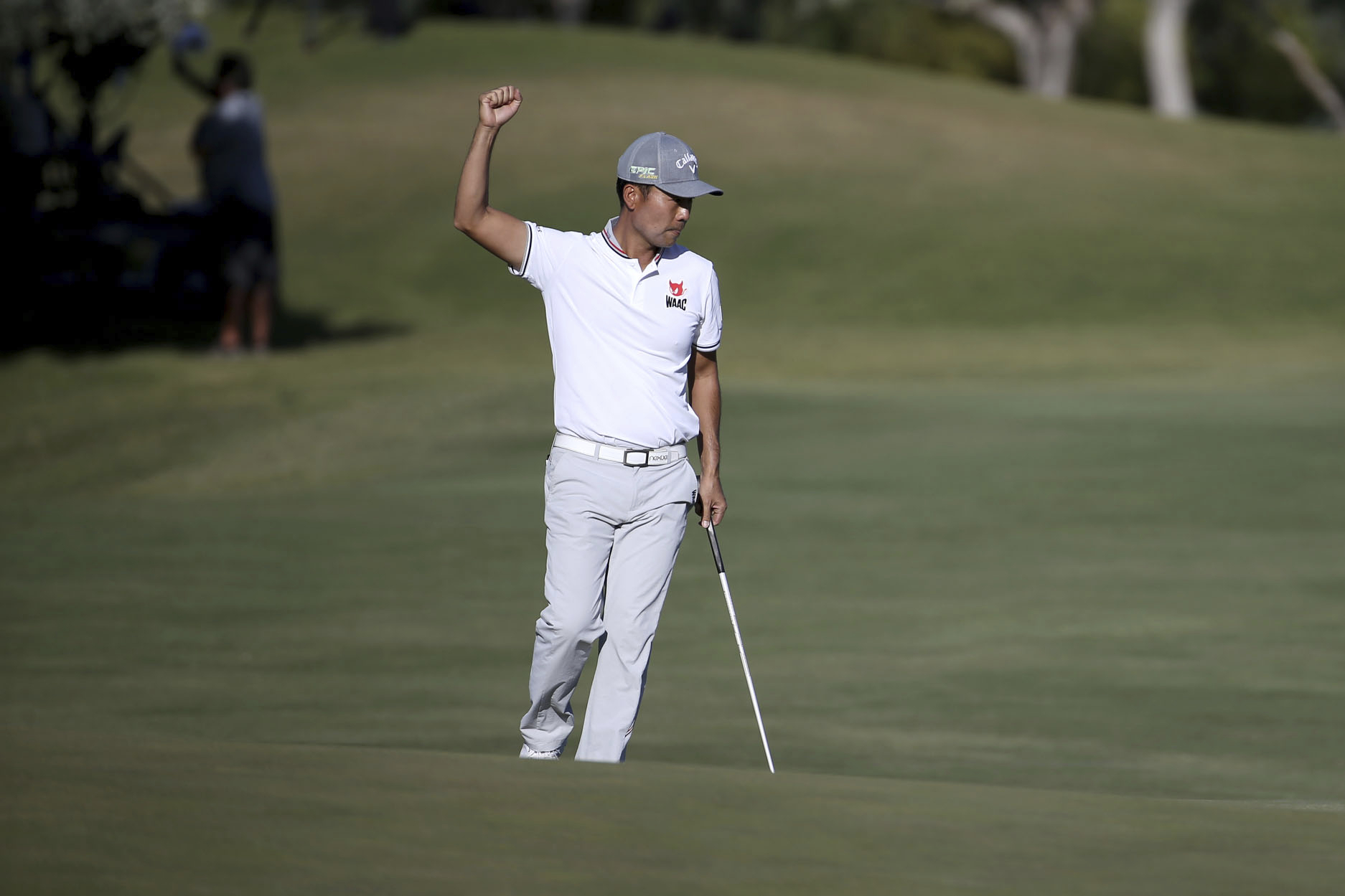 Kevin Na shoots 61 and takes lead in Las Vegas