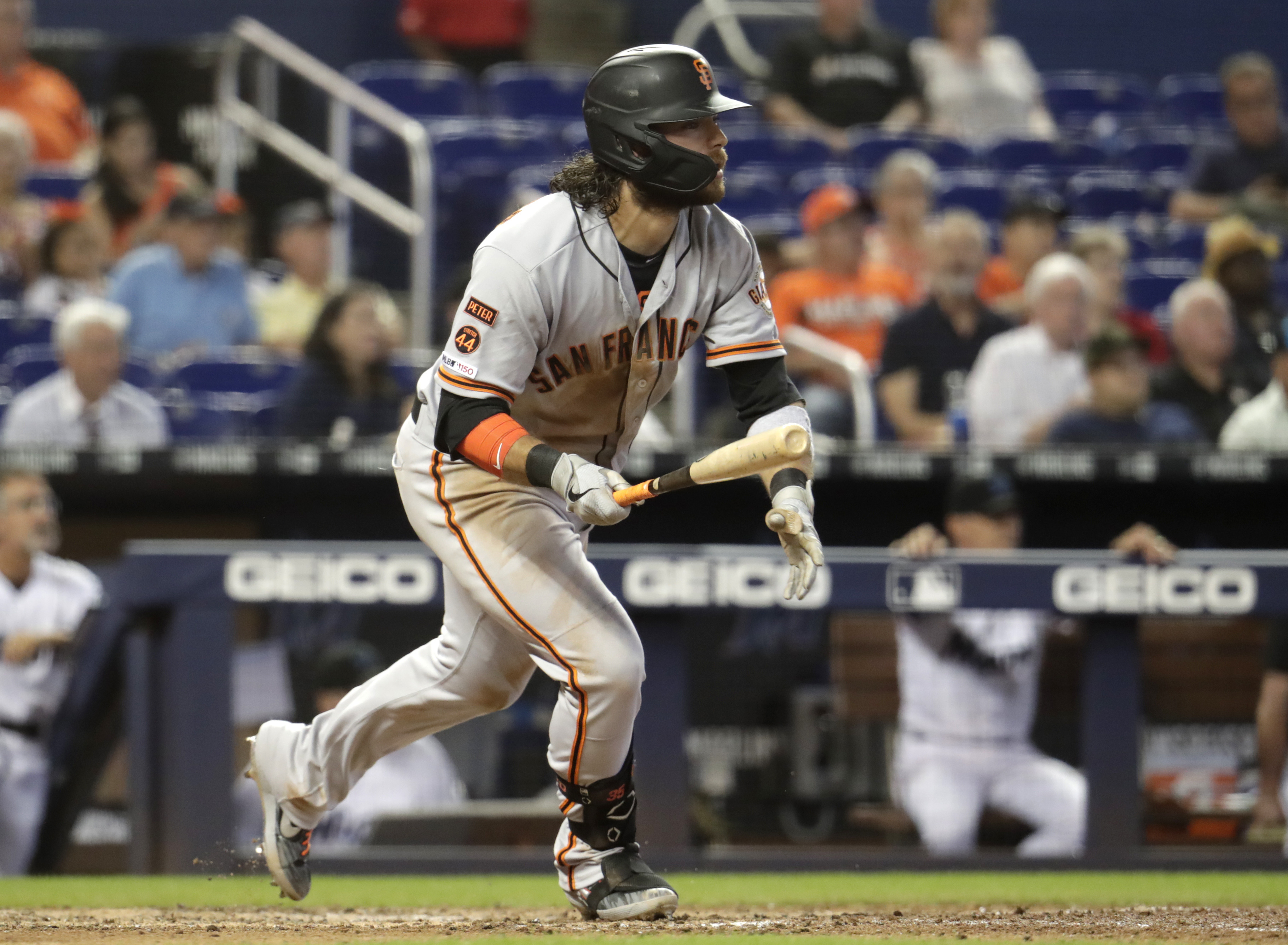 Giants snap 7-game losing streak with 3-1 win over Marlins
