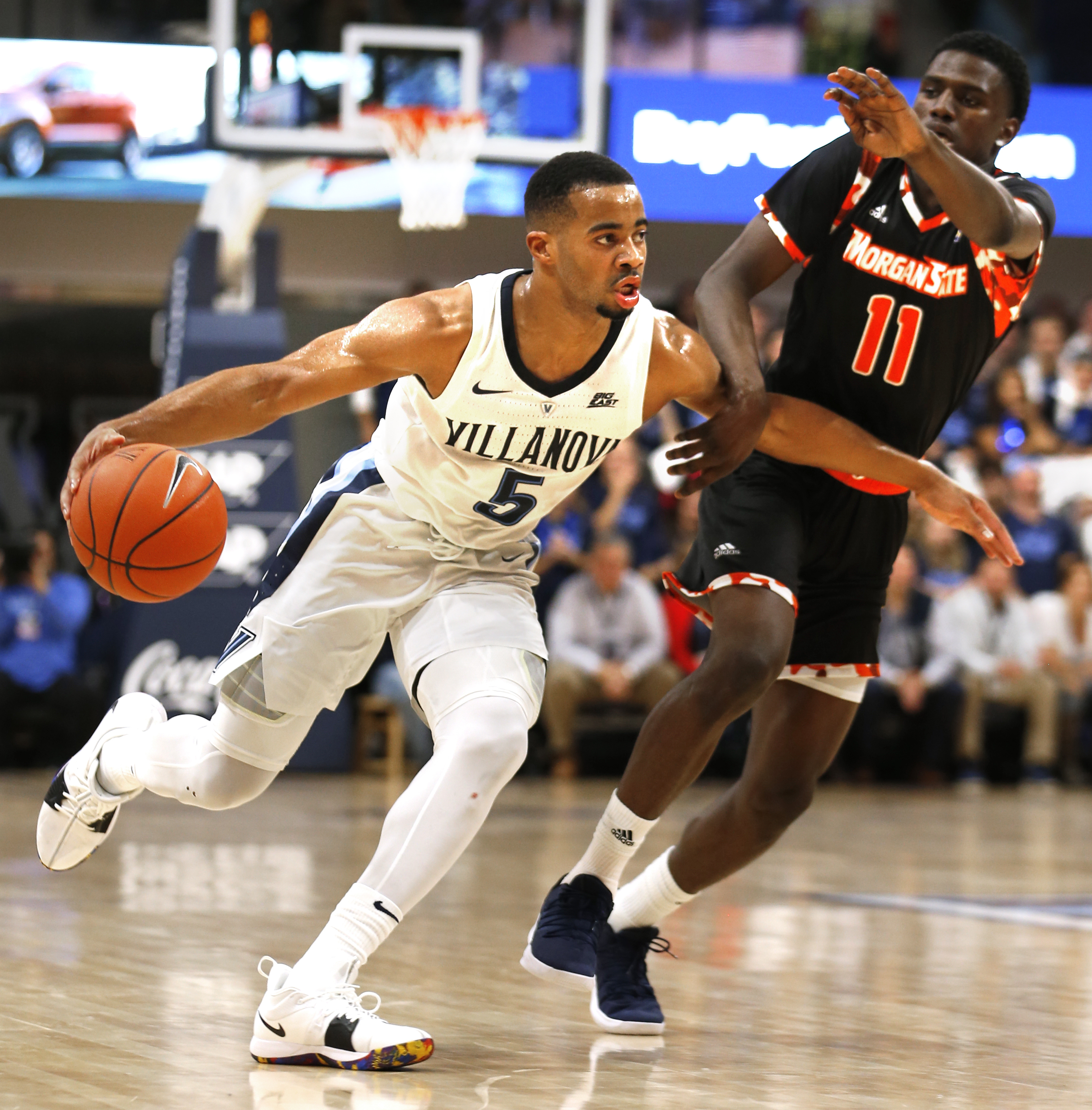 Paschall, Booth key national champion Villanova in rout