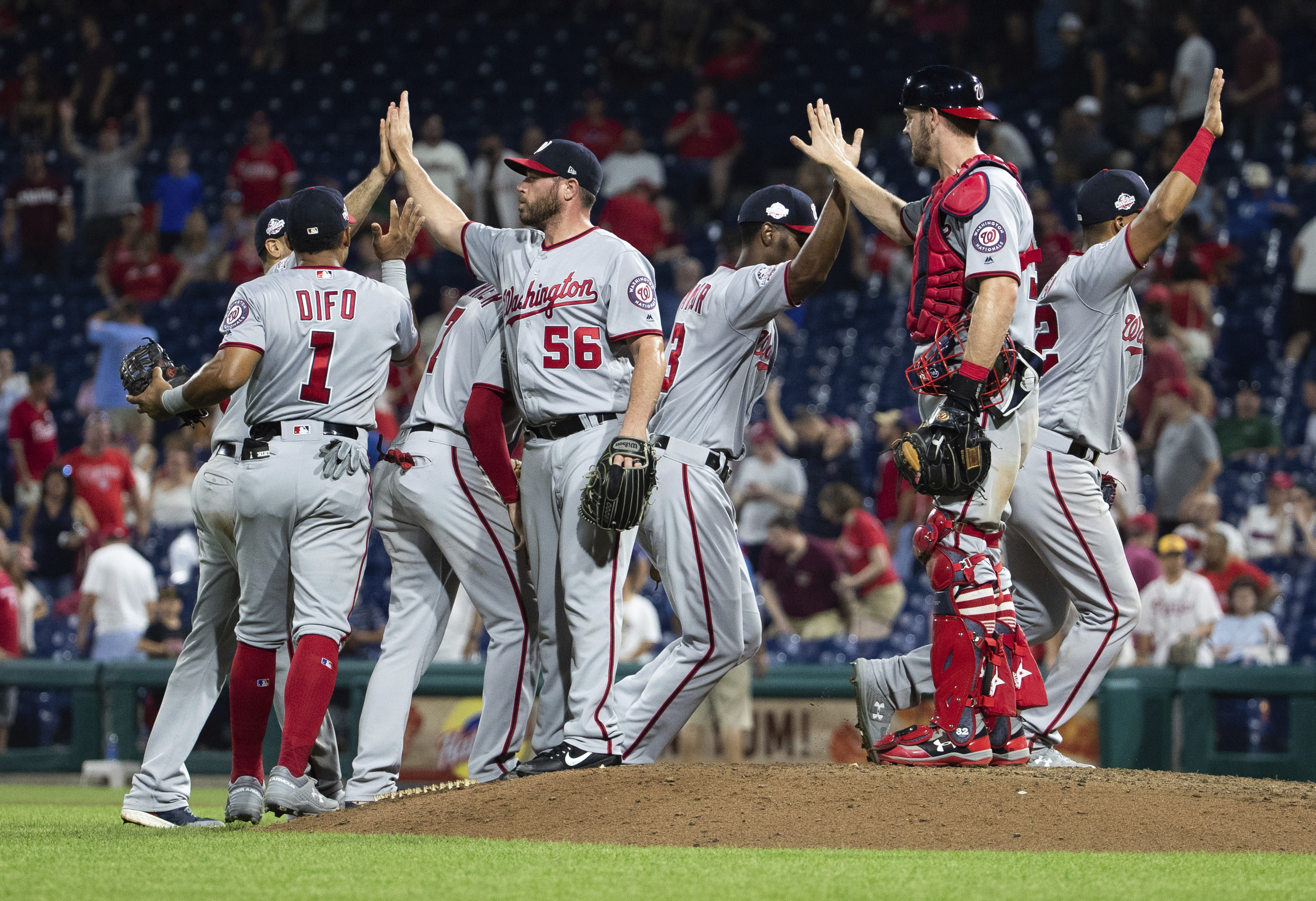 Phillies lose on pinch-running pitcher’s miscue