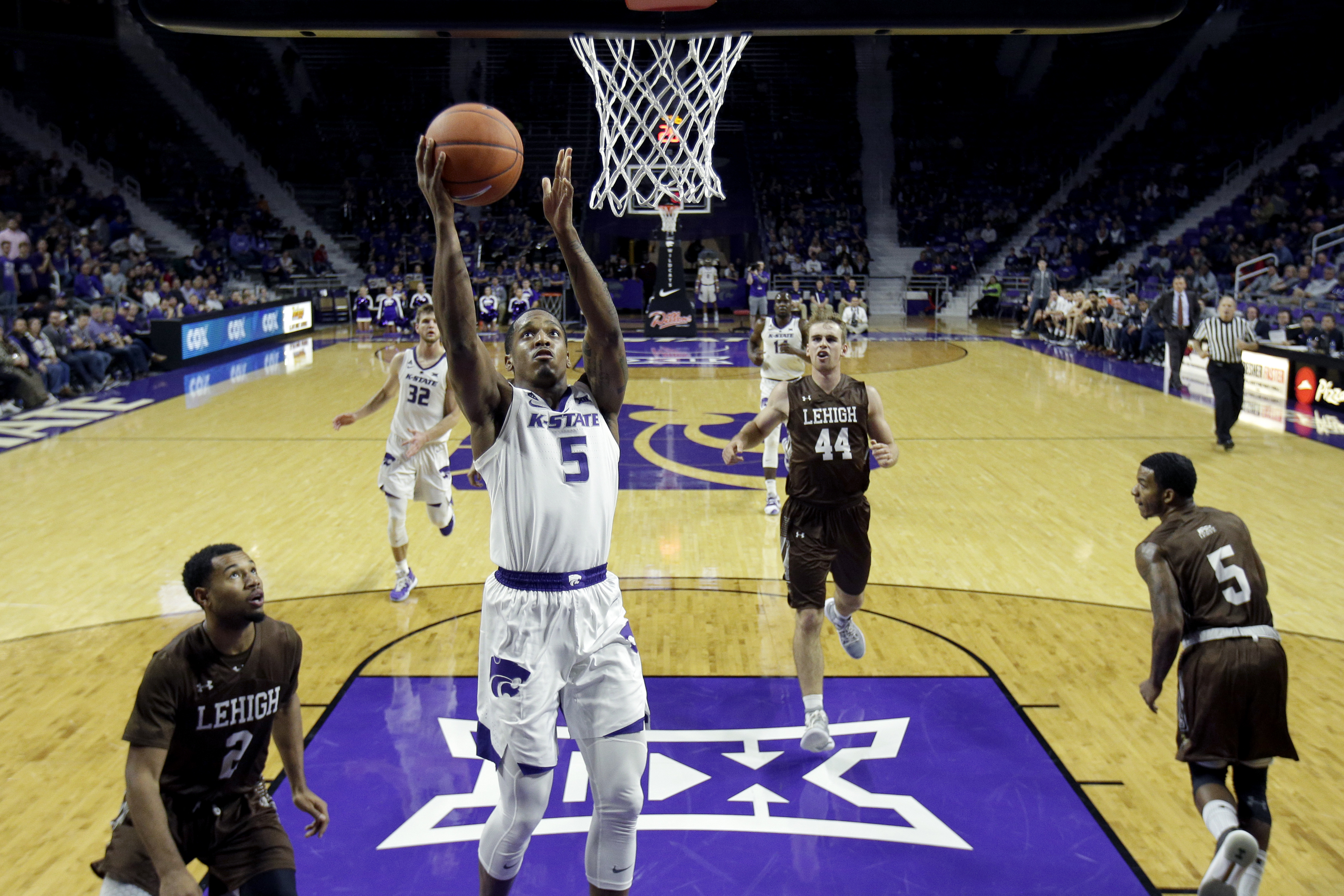 Wade, No. 12 Kansas surge in 2nd half to beat Lehigh 77-58