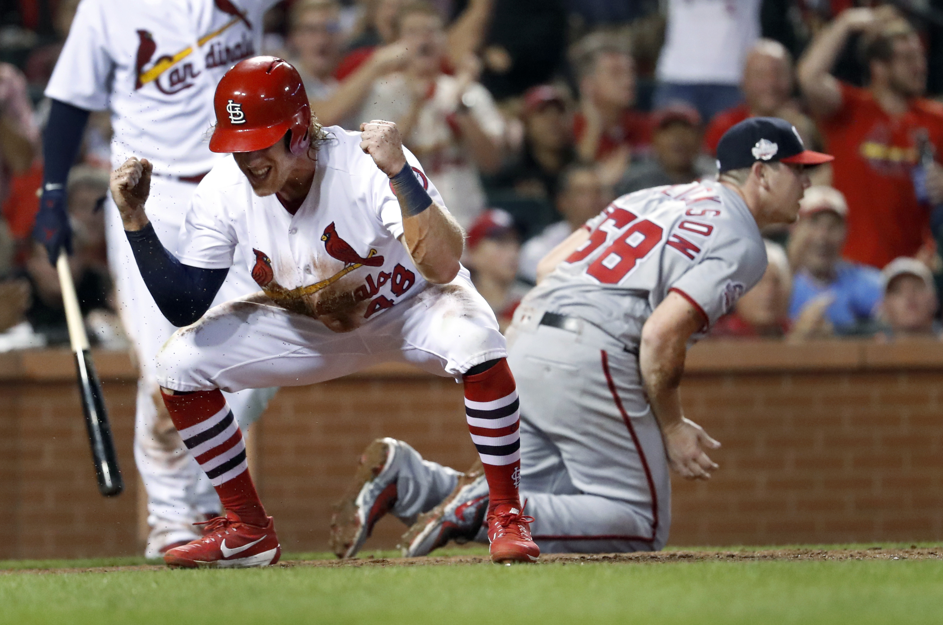 Nationals' Jeremy Hellickson exits game after collision