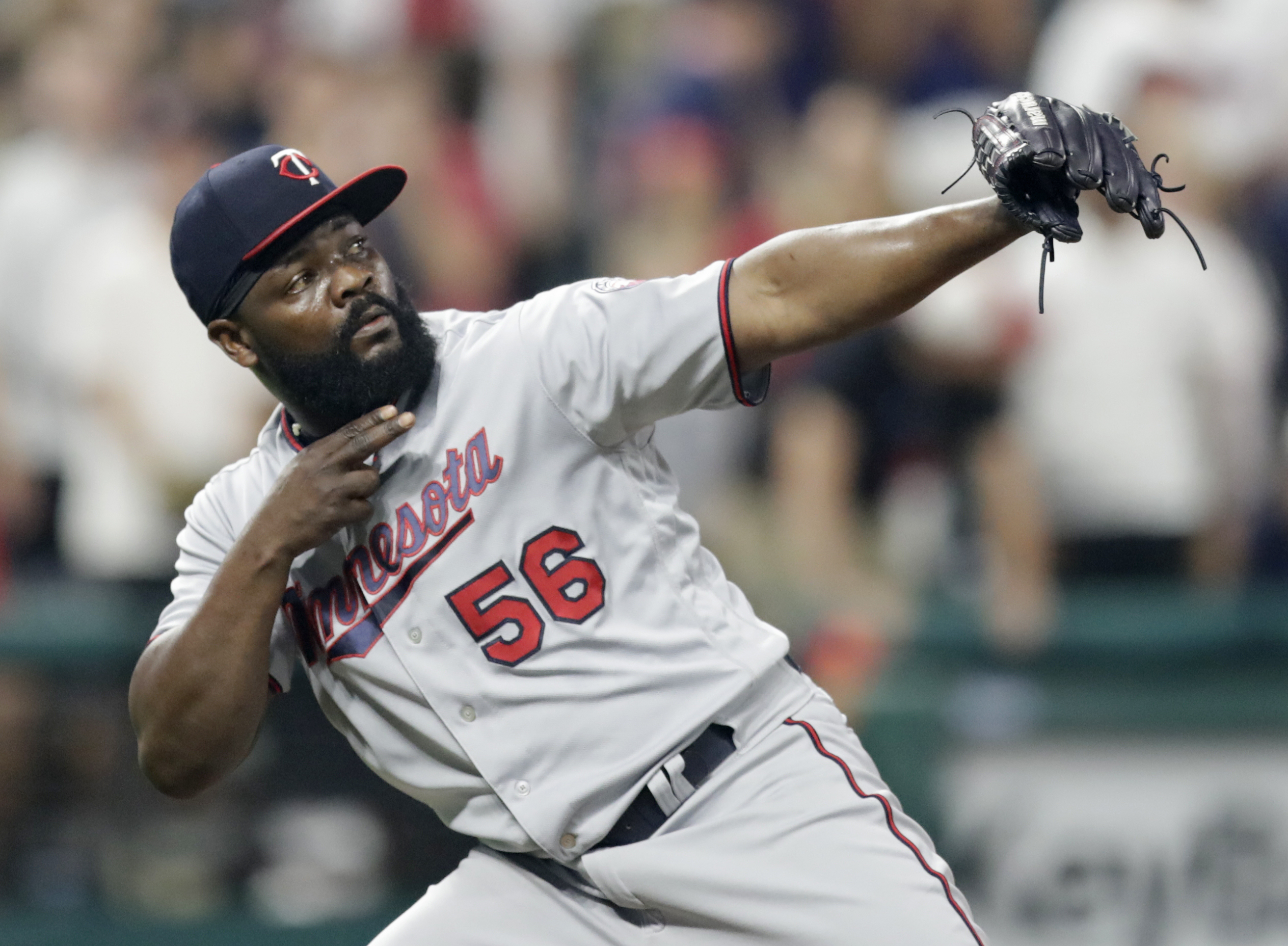 A's bolster deep bullpen by acquiring Twins closer Rodney