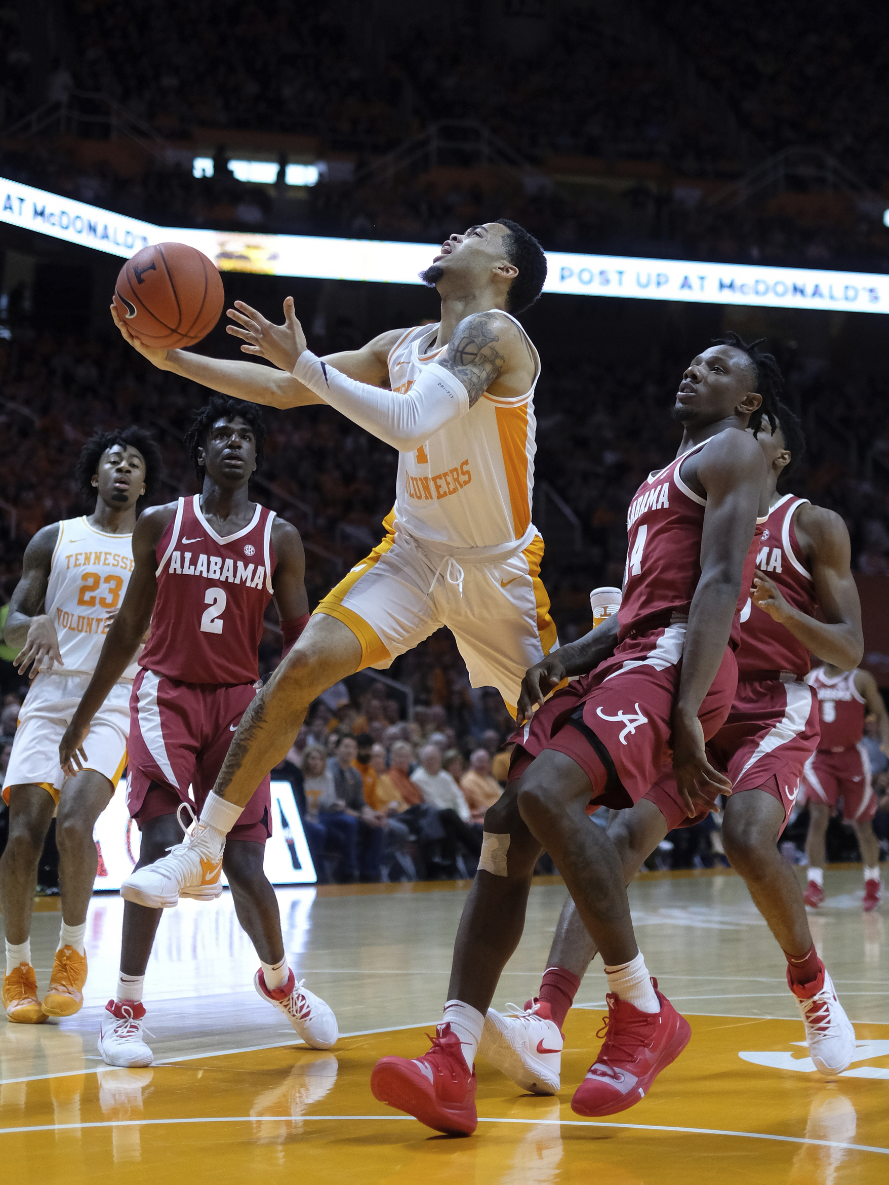 No. 3 Vols rally past Alabama, make case to lead AP Top 25