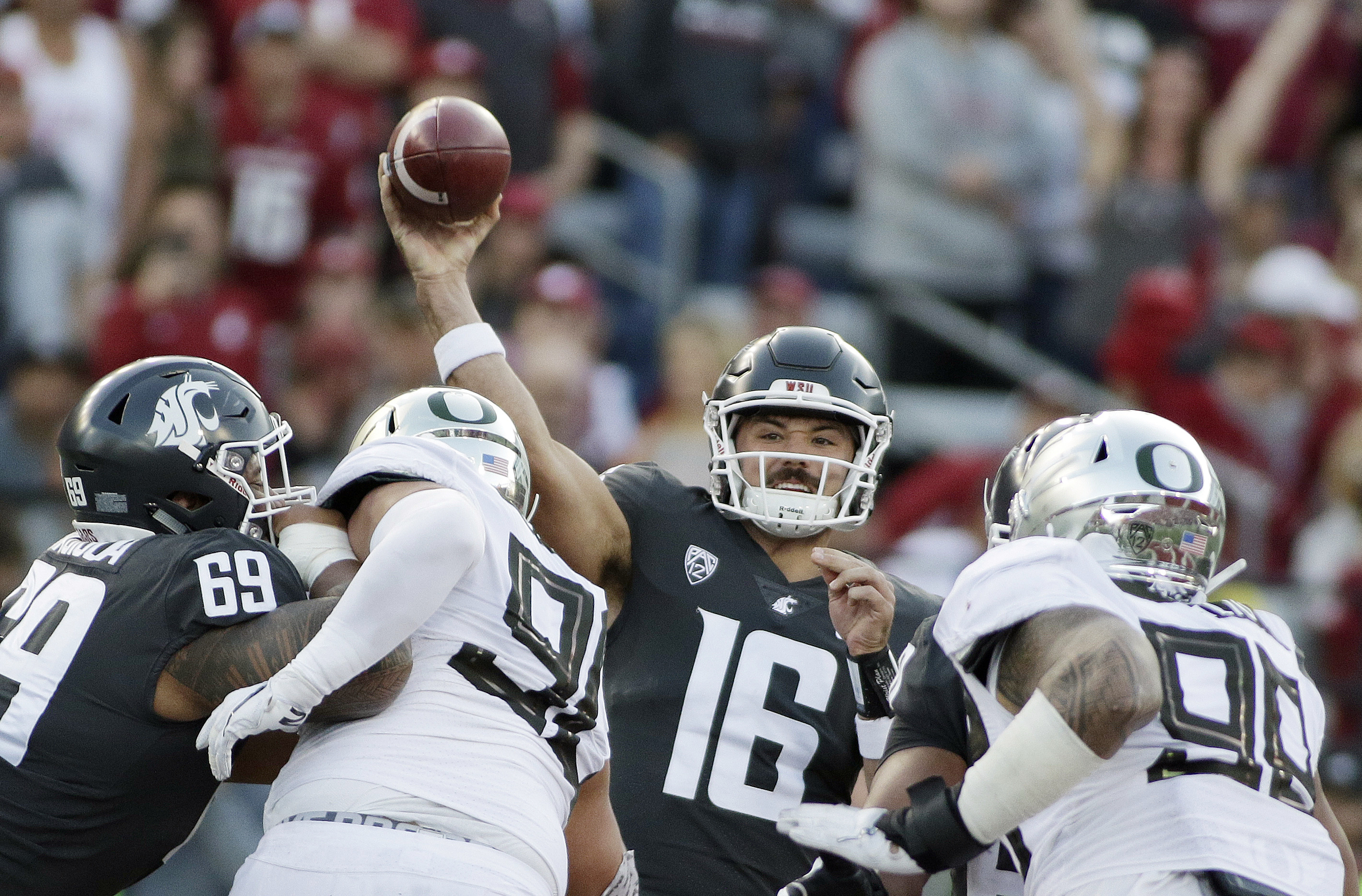 No. 25 Washington State beats No. 12 Oregon 34-20