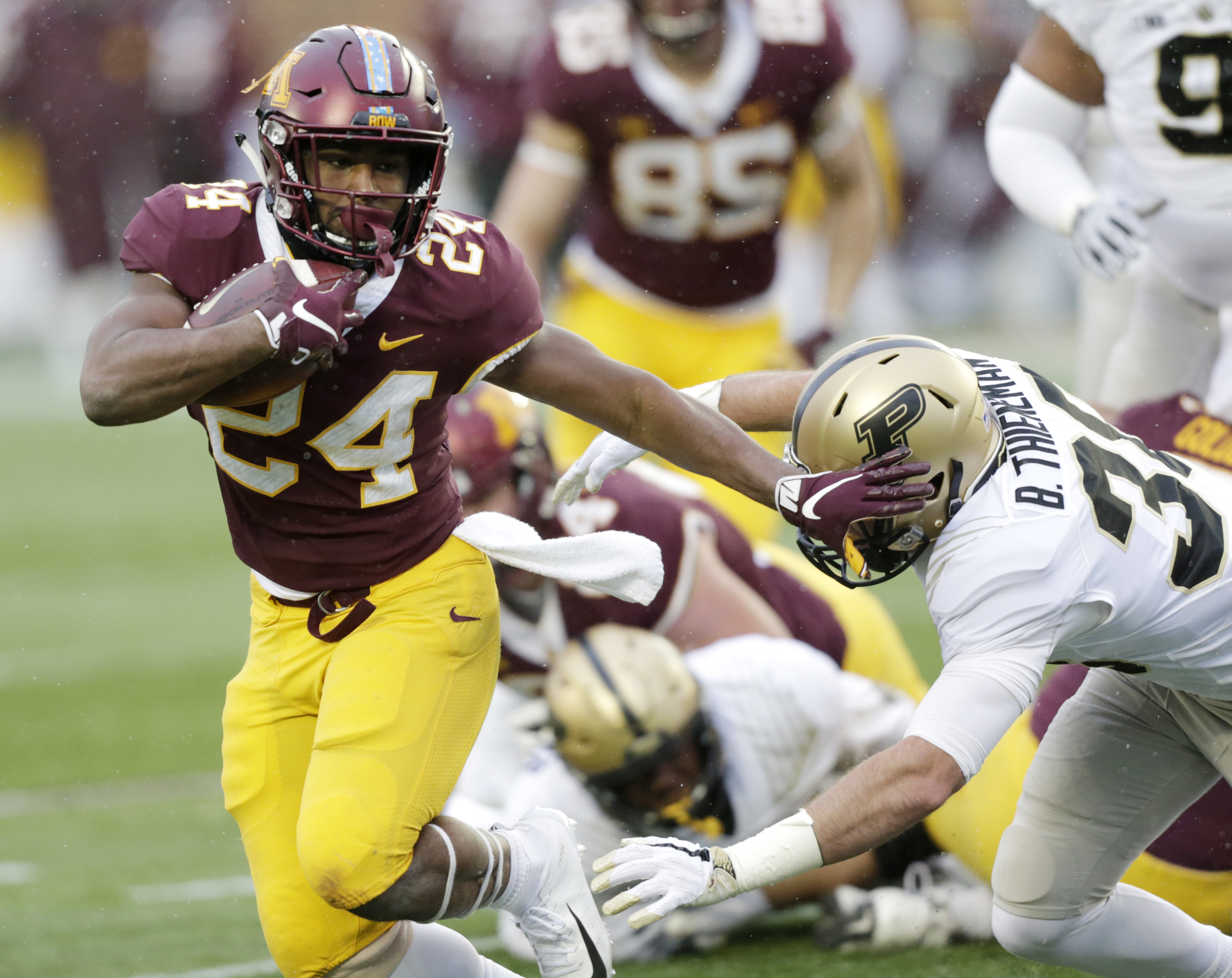 Minnesota defense shows in 41-10 win against Purdue