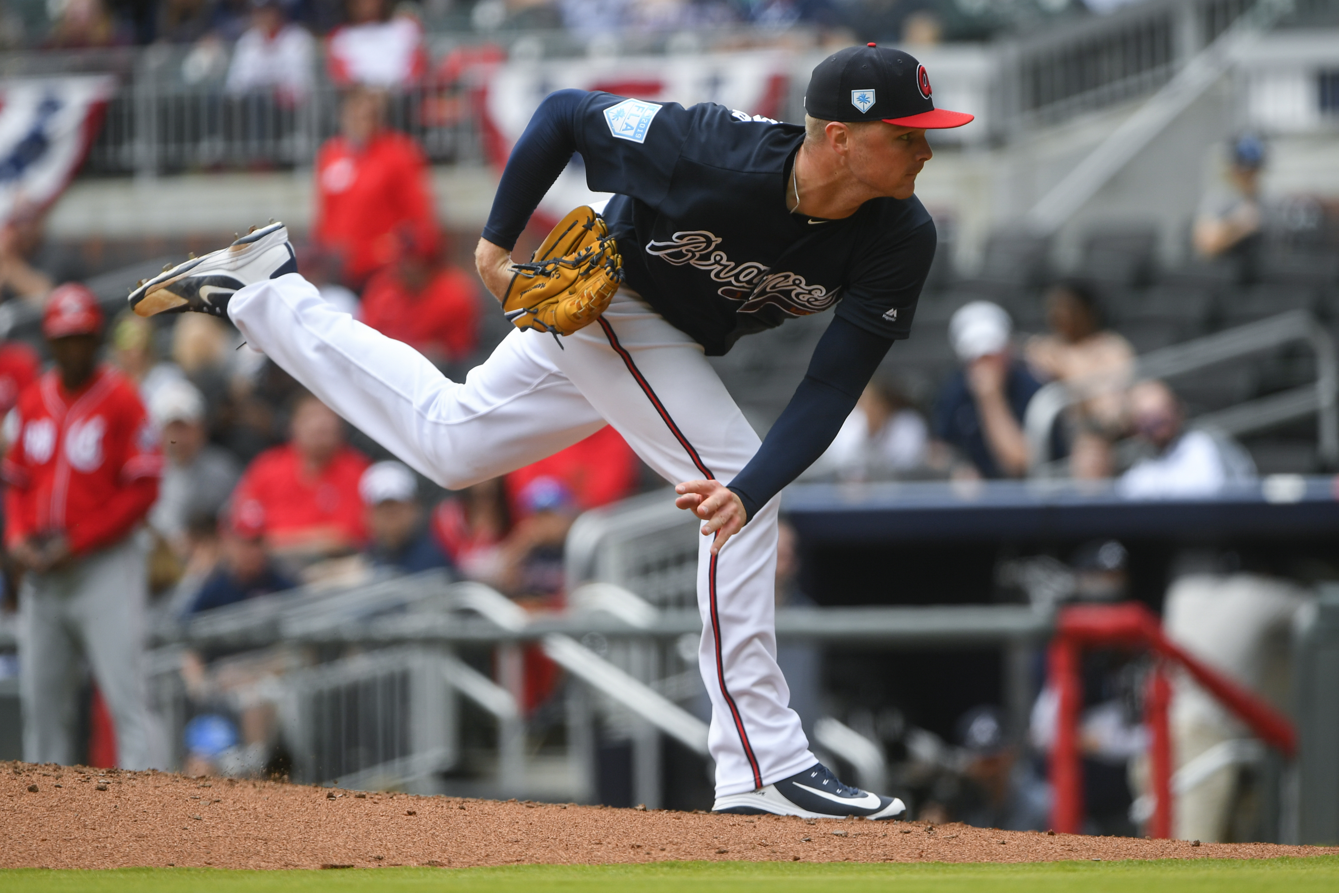 Newcomb pitches 4 strong innings, Braves beat Reds 7-5