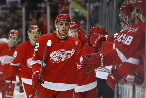 Red Wings reach 1-year agreement with Athanasiou