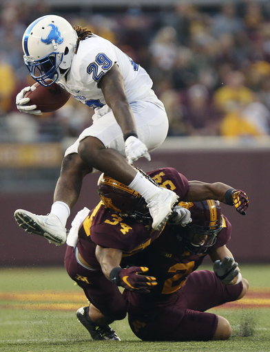 Gophers grind out 17-7 win vs. Buffalo in Fleck's debut (Aug 31, 2017)