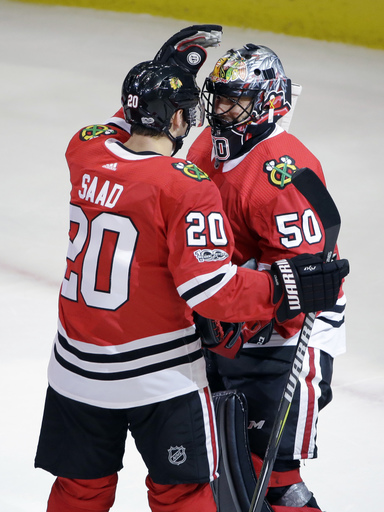 Saad, Blackhawks pound Penguins 10-1 in opener (Oct 05, 2017)