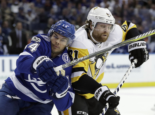 Stamkos, Kucherov lead Lightning past Penguins, 7-1 (Oct 21, 2017)