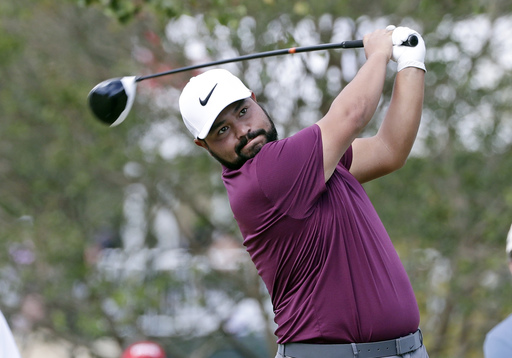 Beau Hossler, J.J. Spaun share lead in breezy Las Vegas