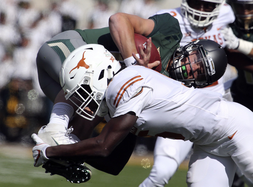 Buechele runs, throws for touchdowns in Texas' 38-7 win (Oct 28, 2017)