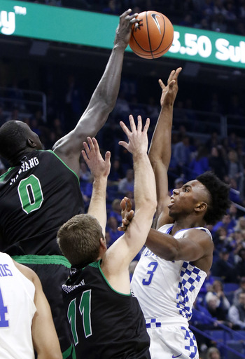 Big second half lifts No. 5 Kentucky past Utah Valley 73-63 (Nov 10, 2017)