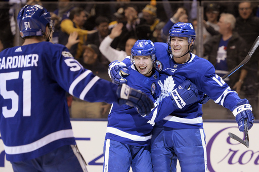 Patrick Marleau scores in OT, Maple Leafs beat Bruins 3-2 (Nov 10, 2017)