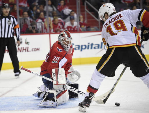 Gaudreau extends point streak to 10 as Flames beat Capitals (Nov 20, 2017)