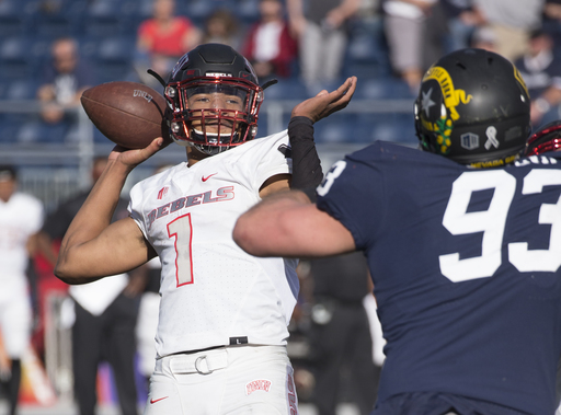 Moore scores late TD, Nevada beats UNLV 23-16 in finale (Nov 25, 2017)