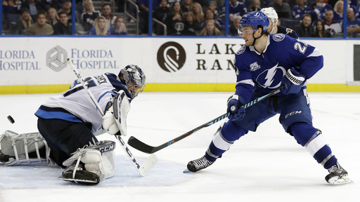 Point scores in OT, Lightning beat Jets 4-3 (Dec 09, 2017)