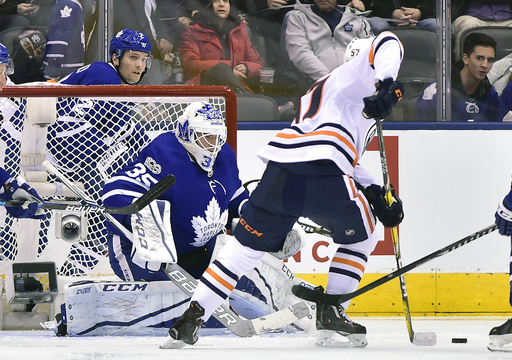 McElhinney makes 41 saves, Maple Leafs beat Oilers 1-0 (Dec 10, 2017)