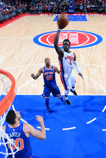Drummond's double-double leads Pistons over Knicks, 104-101 (Dec 22, 2017)