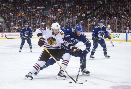 Blackhawks place Artem Anisimov on injured reserve