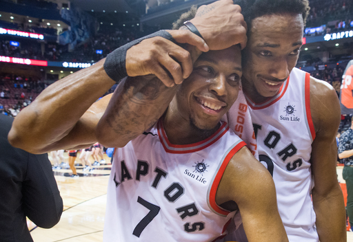 DeRozan scores franchise-high 52, Raptors beat Bucks 131-127 (Jan 01, 2018)