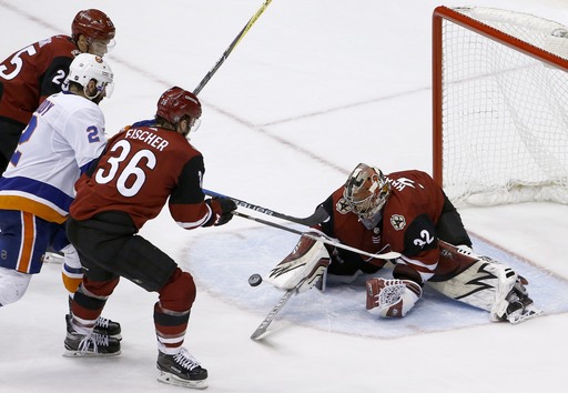 Cousins scores in OT, Coyotes beat Islanders 3-2 (Jan 22, 2018)