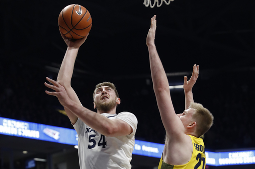 Goodin leads surge, No. 8 Xavier routs Marquette 89-70 (Jan 24, 2018)