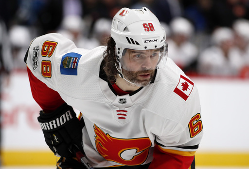 Jaromir Jagr signs contract with his Czech hometown club