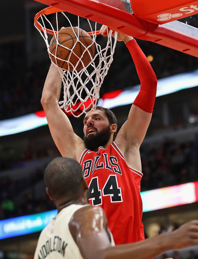 Pelicans acquire Mirotic from Bulls for 3 players and pick