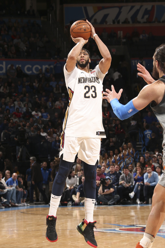 Davis’ 43 points lead Pelicans past Thunder 114-100