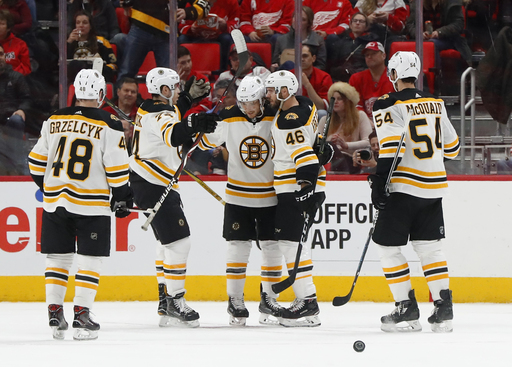 Bruins beat Red Wings 3-2, close in on NHL-best Tampa Bay