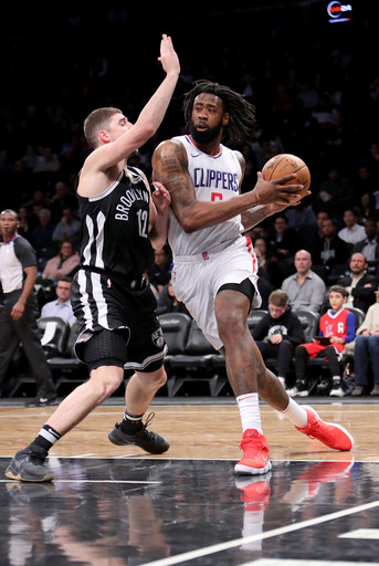 Clippers put 7 in double figures, beat Nets 114-101