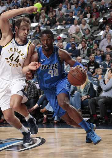 Barnes, Barea lead Mavericks to 109-103 win over Pacers