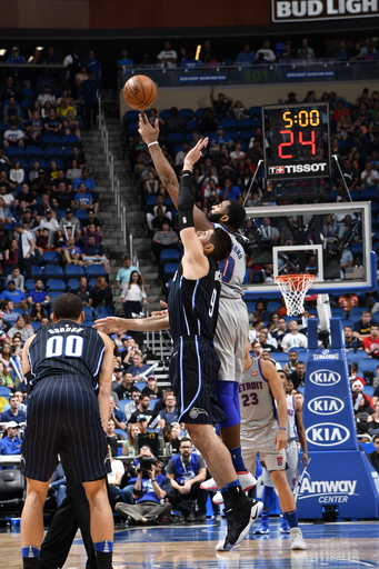 Gordon, Magic stop 7-game skid, beat Pistons 115-106 in OT