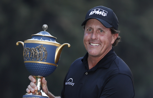 Phil Mickelson wins playoff in Mexico, ends long drought