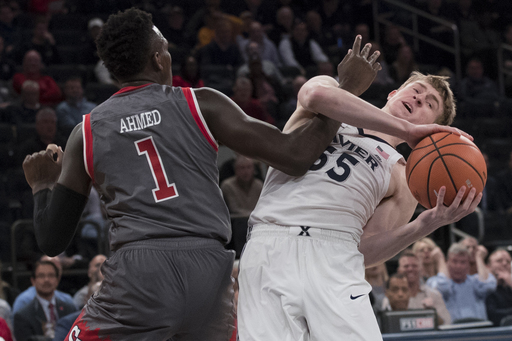 Bluiett sparks No. 3 Xavier in Big East win over St. John’s